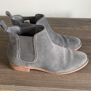 Toms suede booties size 8